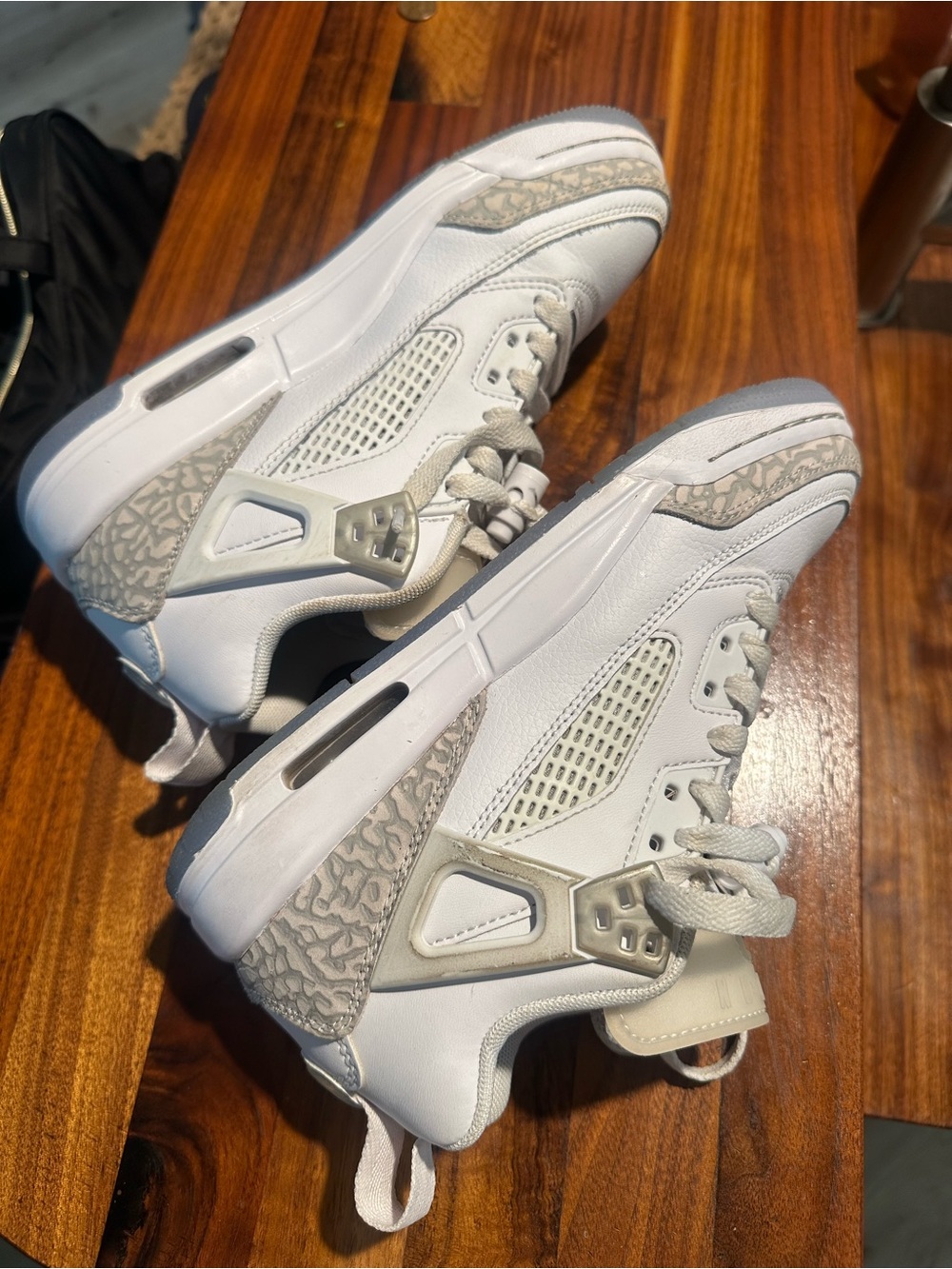 Big Kid Nike Jordan Low Spikze. Only wore a few times!